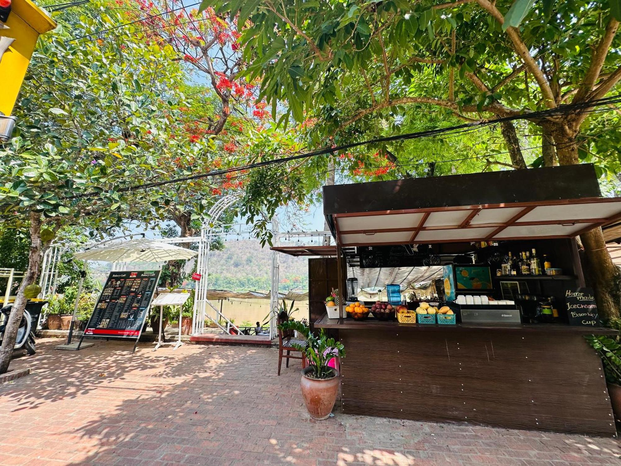 Villa Phonethip Mekong Riverside หลวงพระบาง ภายนอก รูปภาพ